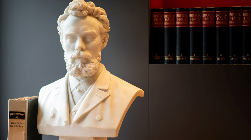 friedrich-worklab.jpg