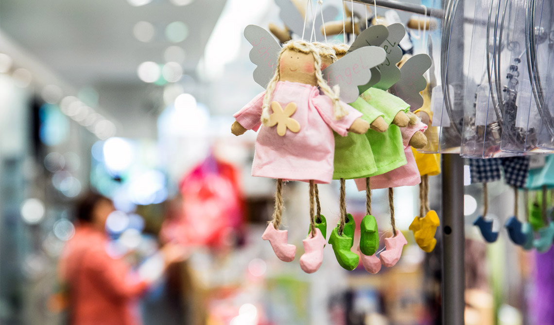 Kleine Geschenke, verschiedene Karten und besonders schöne Papierwaren finden Sie bei den Soennecken Händlern.